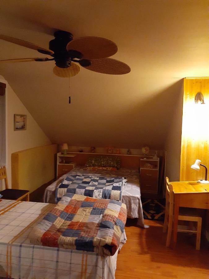 Bienvevus Chez Rino-Hugues Bed & Breakfast Trois-Pistoles Ngoại thất bức ảnh